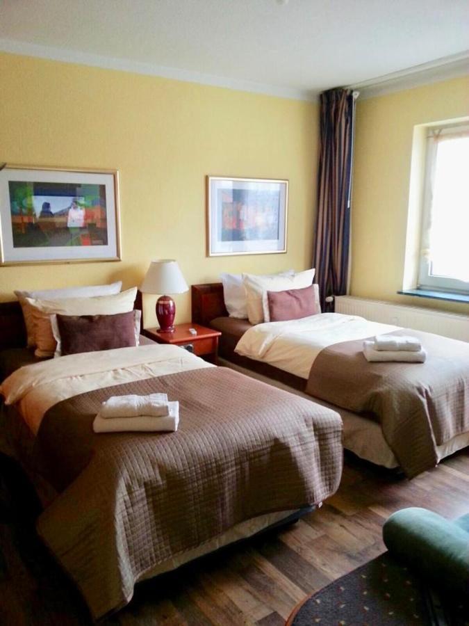 Ingrids Ferienwohnung Mit Balkon In Thiede Naehe See Salzgitter Extérieur photo