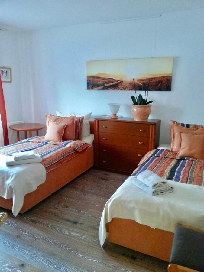 Ingrids Ferienwohnung Mit Balkon In Thiede Naehe See Salzgitter Extérieur photo